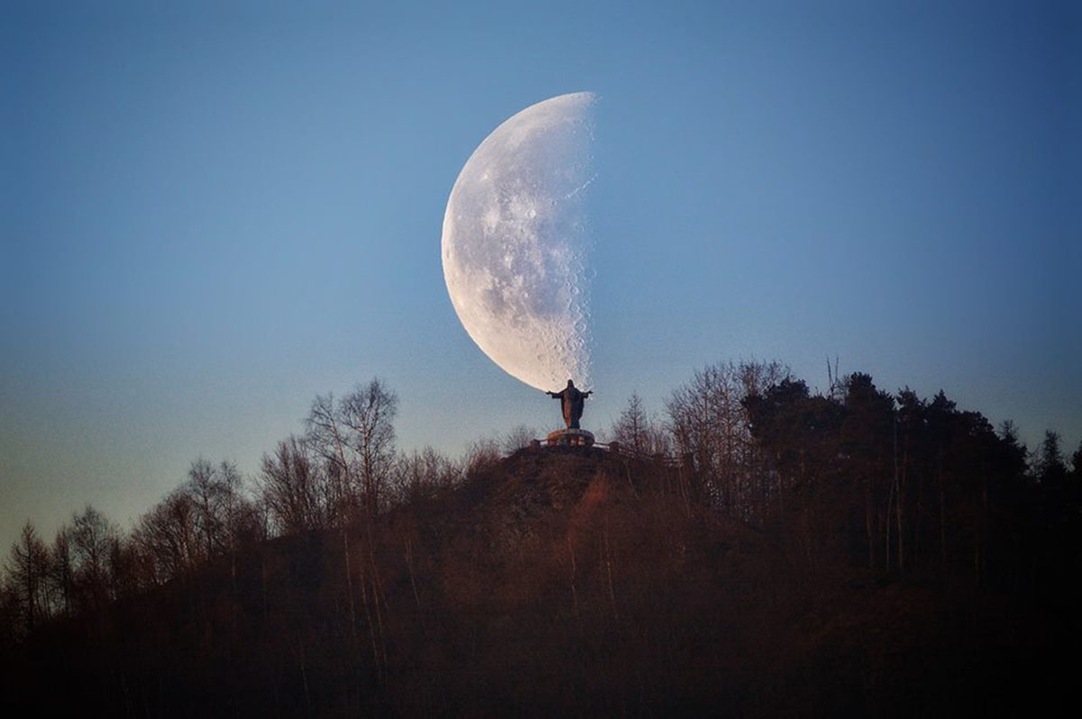 Il miracolo della luna "sollevata" (Sacro Cuore di Gesù a Meana) - Federico Milesi